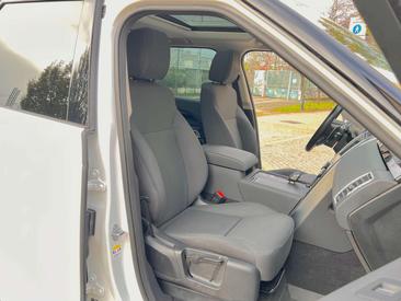 Land Rover Discovery 3.0 D I6 MHEV 250cv E6 Aut.8 AWD — photo 40