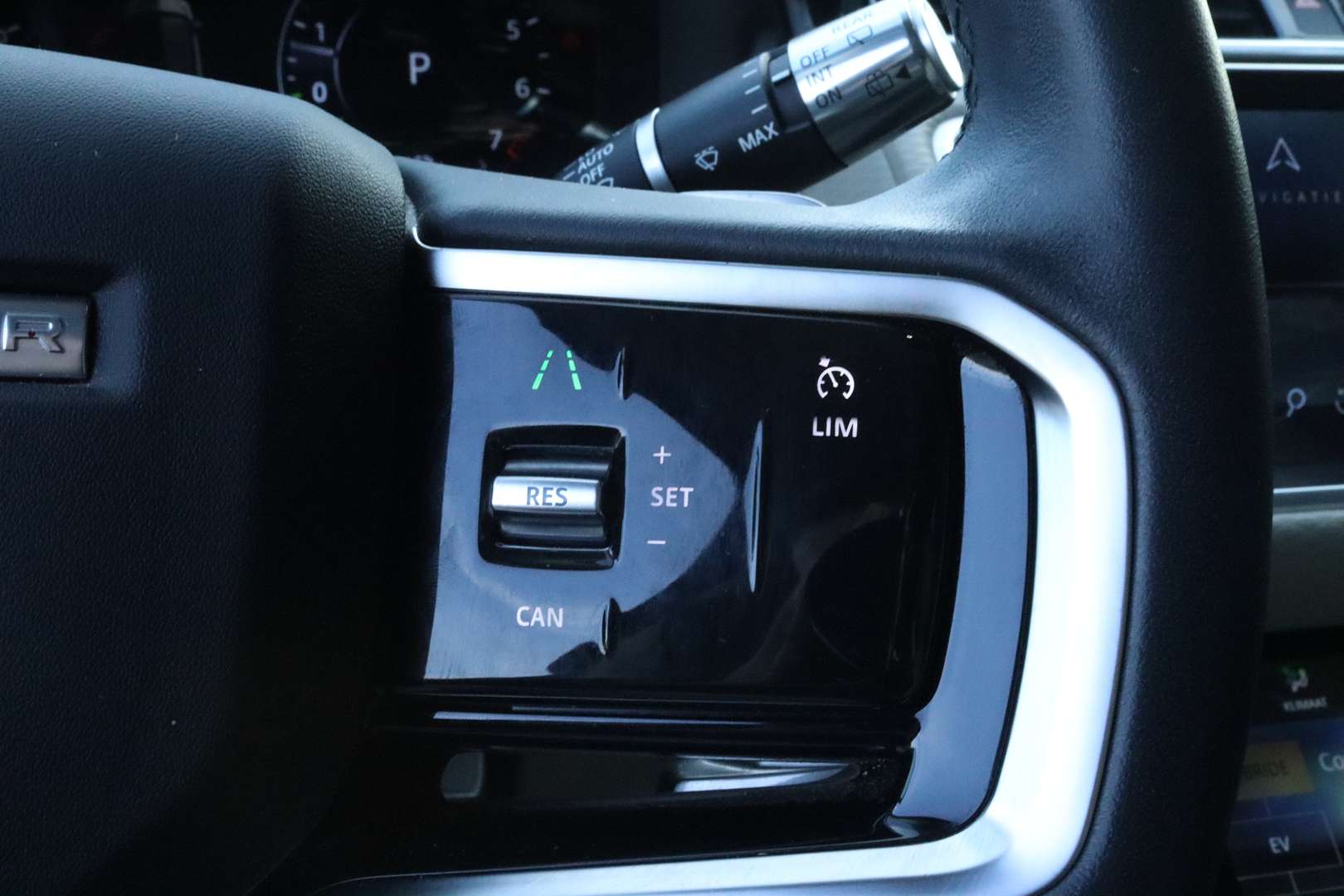 Land Rover Range Rover Velar 2.0 P400e Schuif/kantel Dak | Keyless - 2023 - Joinsteer - #34