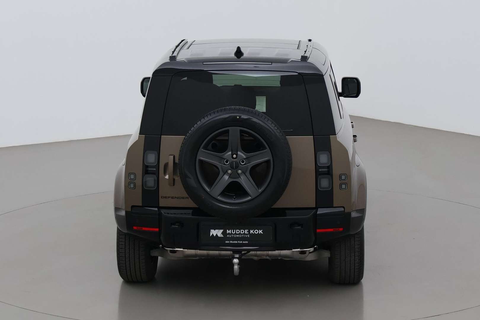 Land Rover Defender 110 X-Dynamic SE P300e - 2026 - Joinsteer - #8