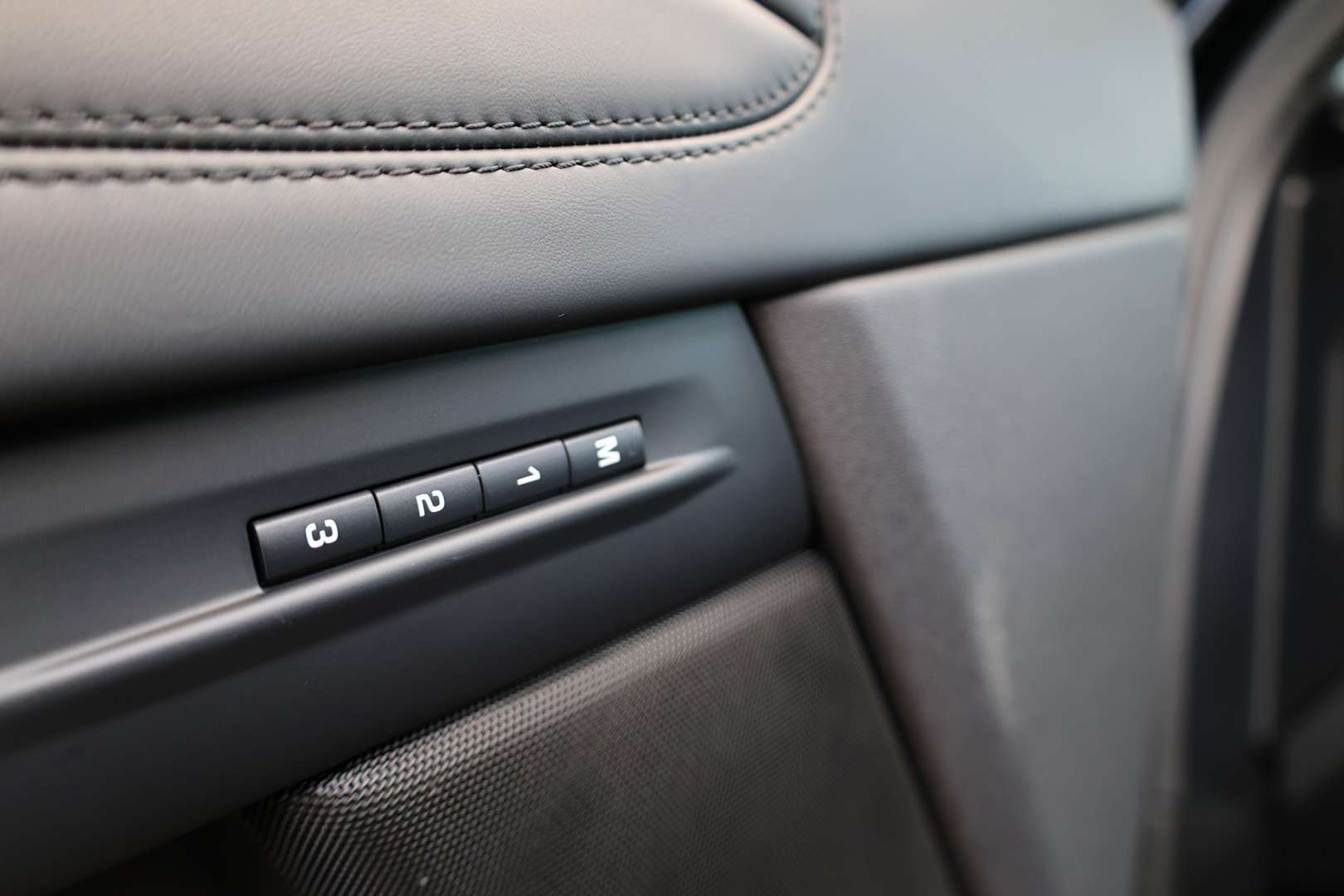 Land Rover Range Rover Evoque P300e R-Dynamic HSE - 2022 - Joinsteer - #22