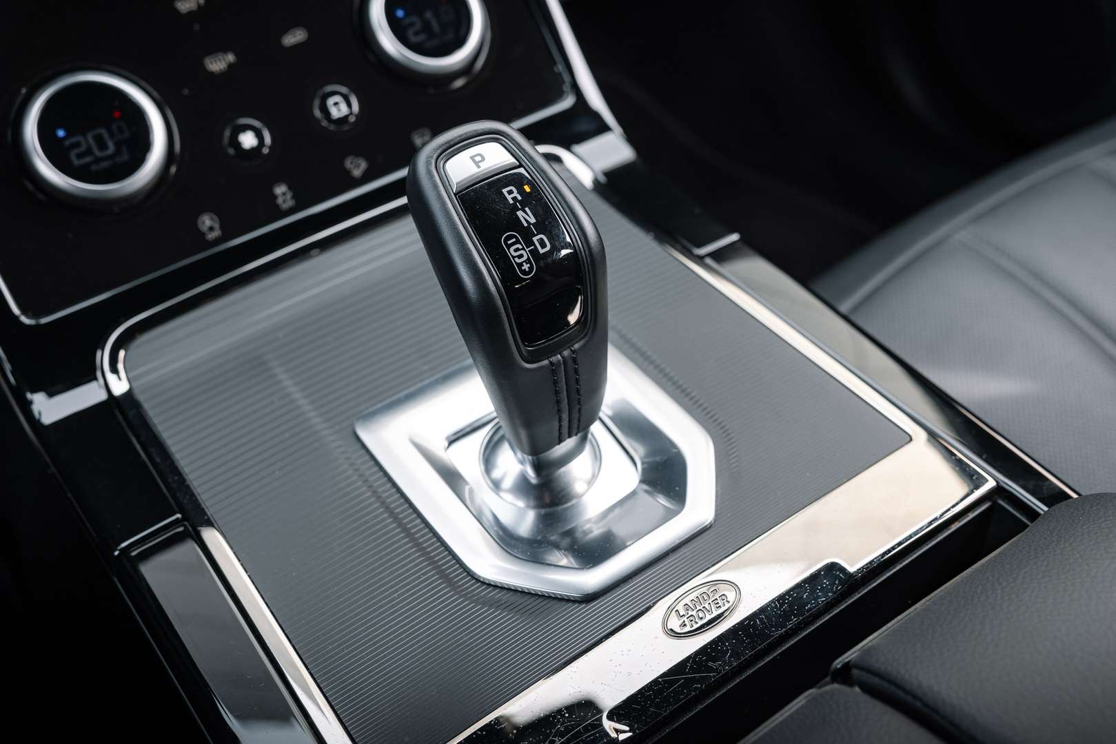 Land Rover Range Rover Evoque P300e AWD R-Dynamic S - 2023 - Joinsteer - #23