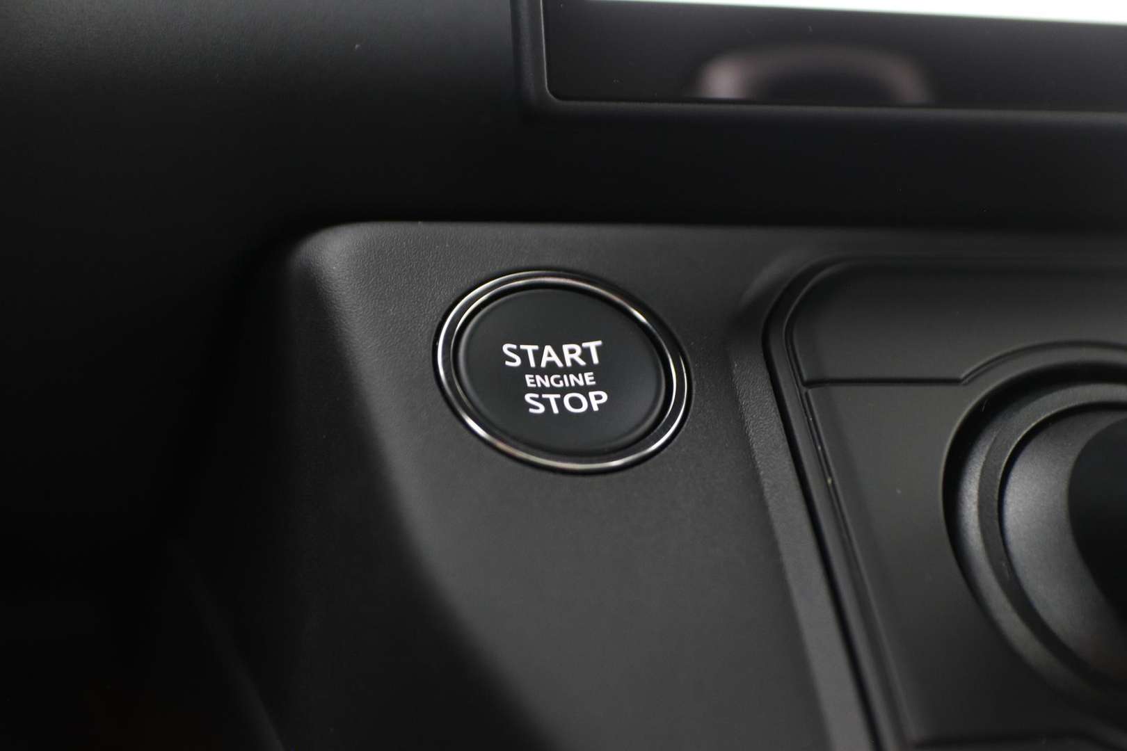 Land Rover Defender 110 X-Dynamic SE P300e - 2026 - Joinsteer - #33