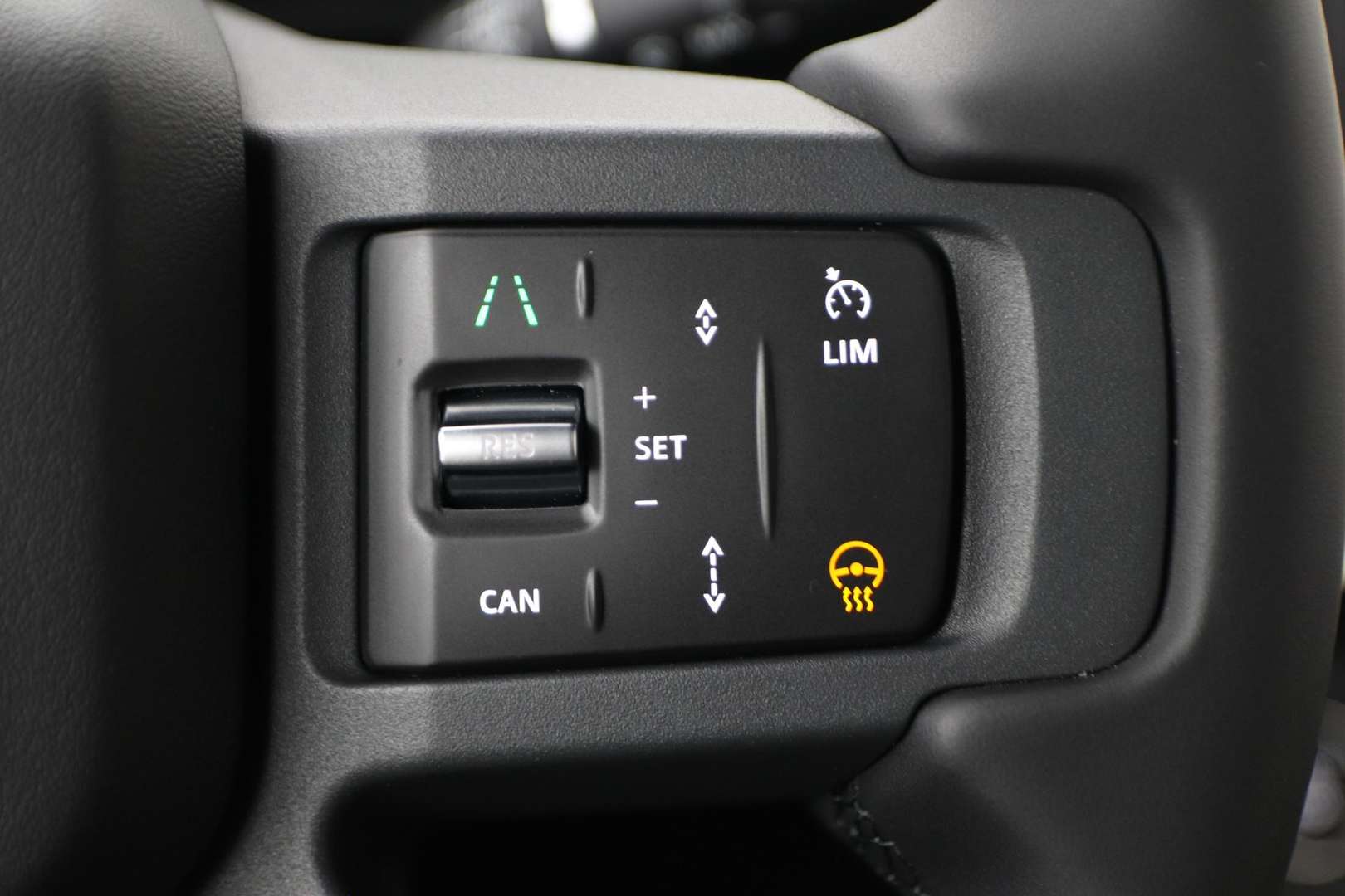 Land Rover Defender 110 X-Dynamic SE P300e - 2026 - Joinsteer - #35