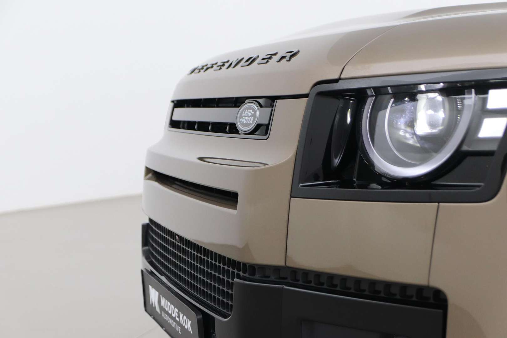 Land Rover Defender 110 X-Dynamic SE P300e - 2026 - Joinsteer - #47