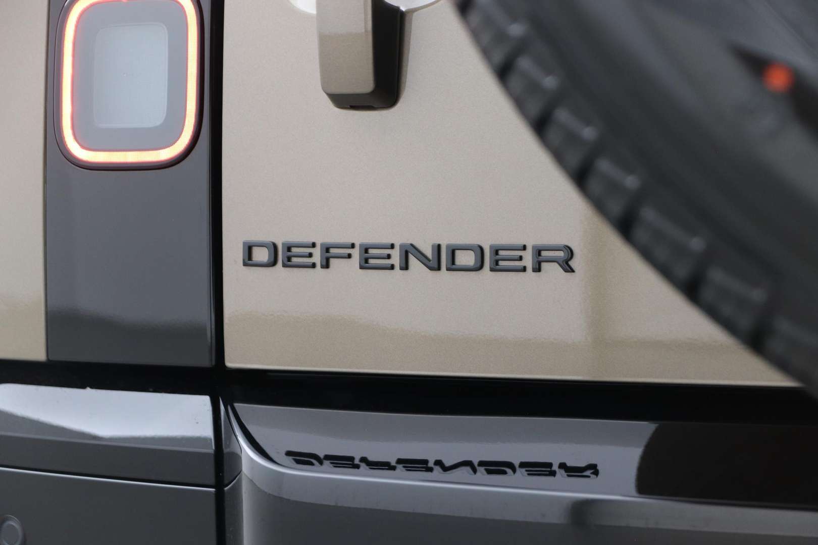Land Rover Defender 110 X-Dynamic SE P300e - 2026 - Joinsteer - #48