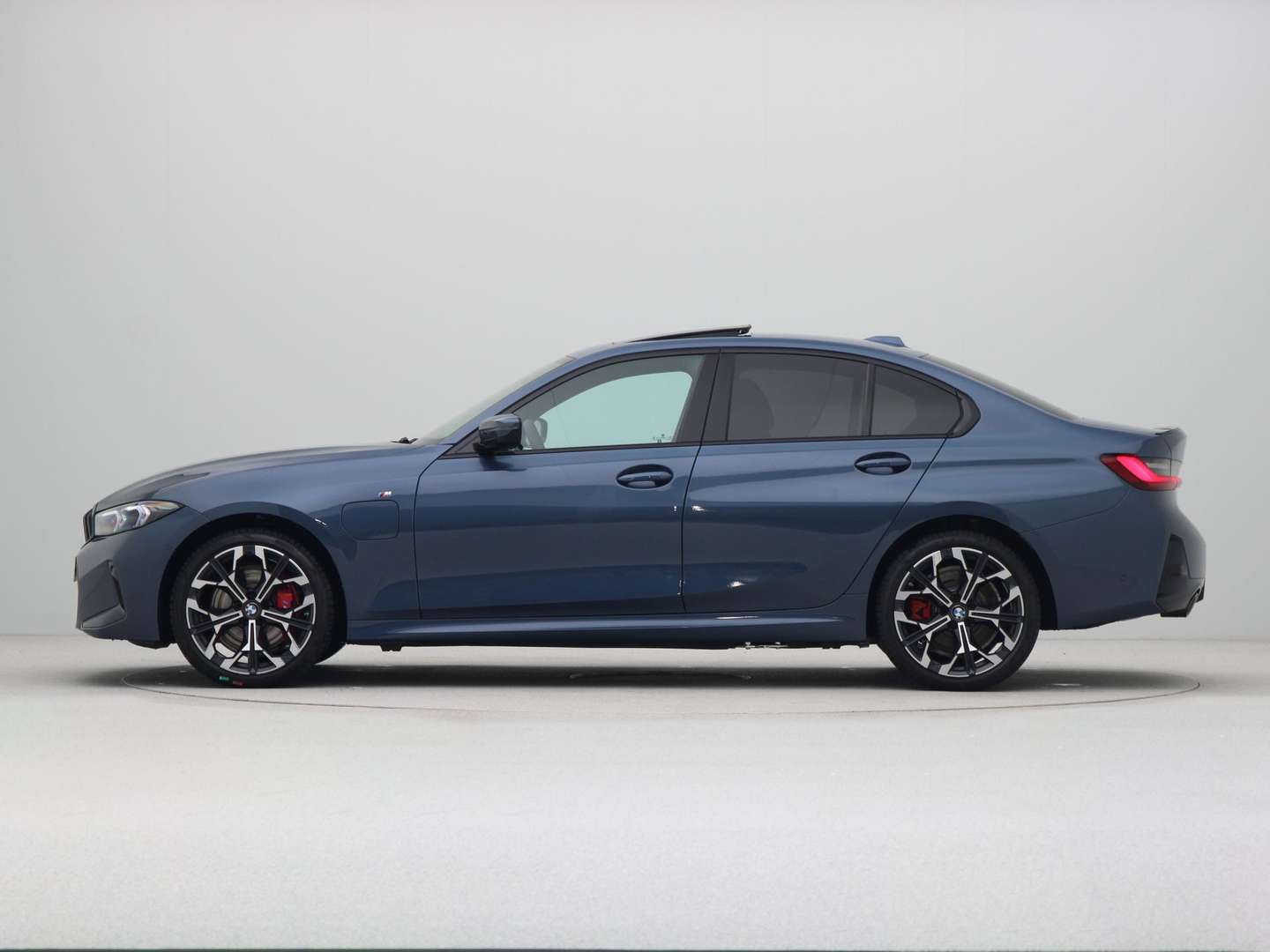 BMW Série 3 330e M SPORT - 2025 - Joinsteer - #7