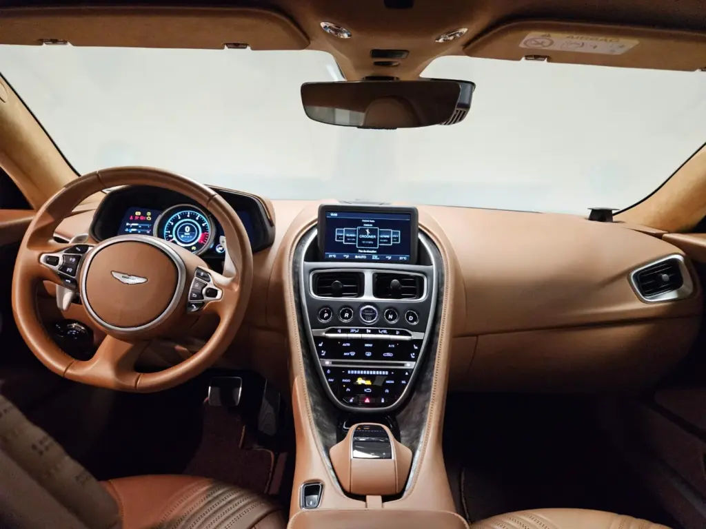 Aston Martin DB11 V8 Coupe 4.0 - 2018 - Joinsteer - #21