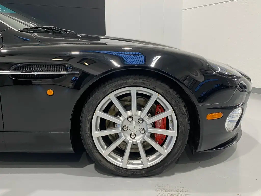 Aston Martin V12 Vanquish (1998-07) V12 Vanquish 5.9 - 2006 - Joinsteer - #4