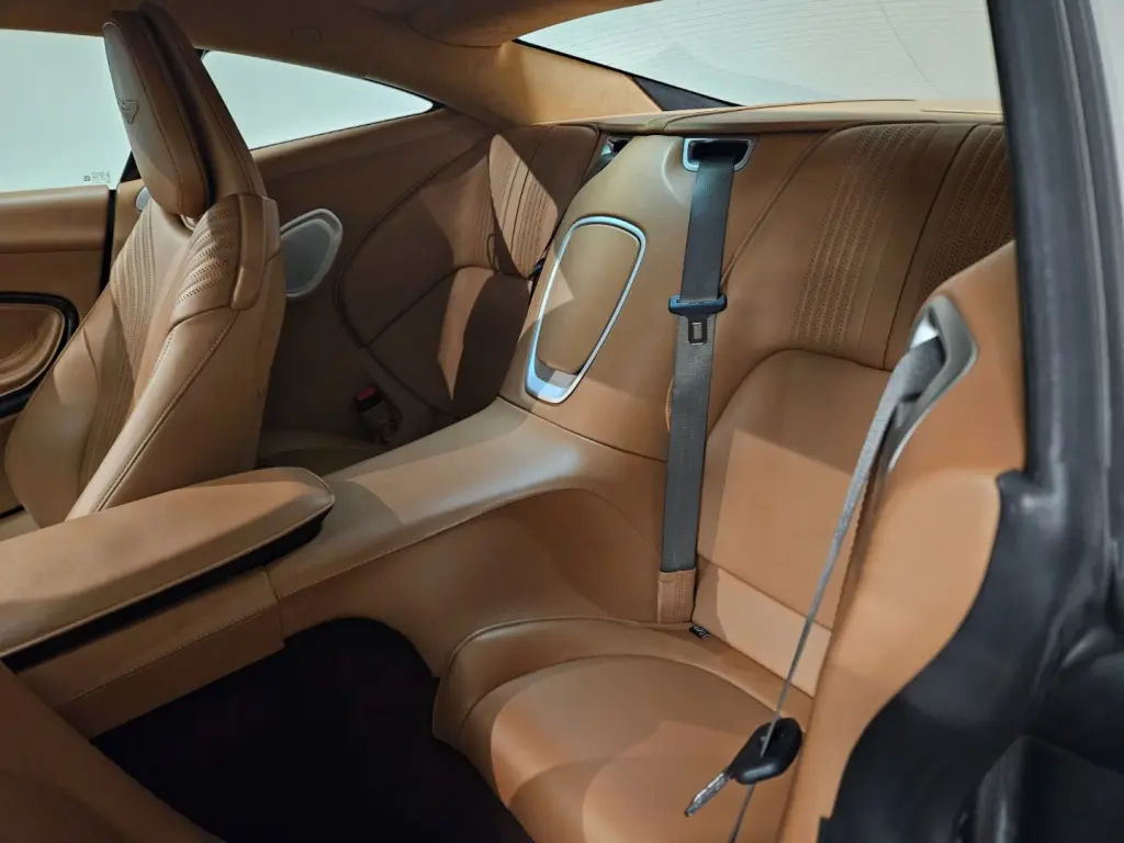 Aston Martin DB11 V8 Coupe 4.0 - 2018 - Joinsteer - #28