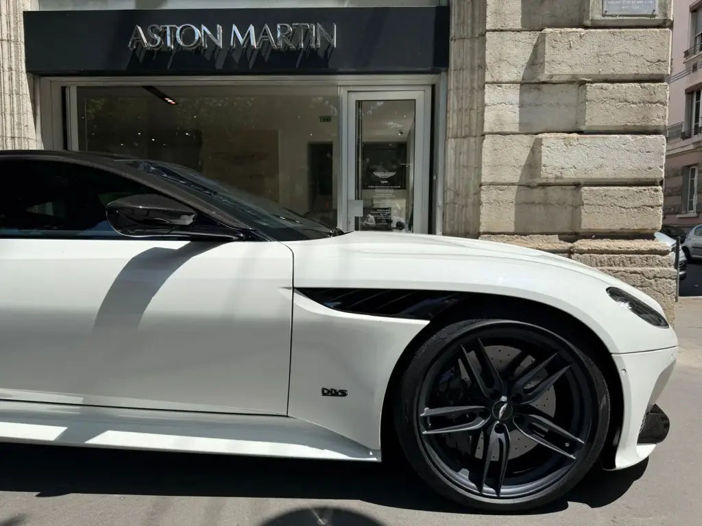Aston Martin DBS (2018-24) DBS Coupe 5.2 - 2023 - Joinsteer - #13