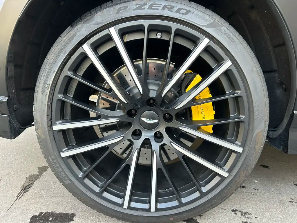 Aston Martin DBX 707 SUV 4.0 - 2023 - Joinsteer - #4