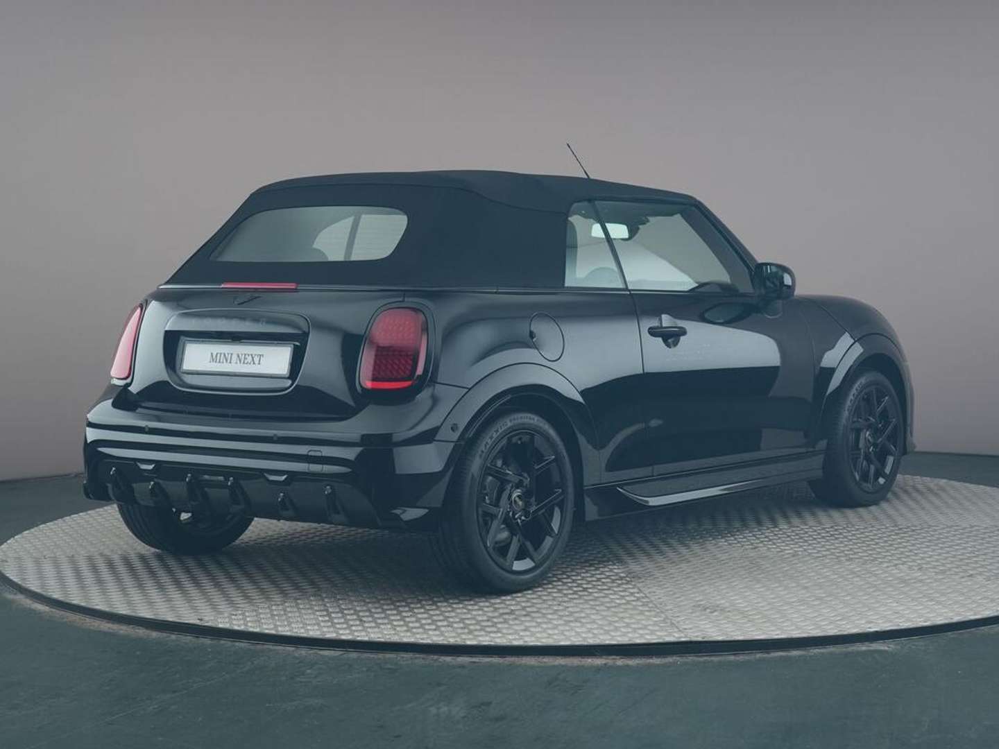 Mini Cabrio John Cooper Works - 2025 - Joinsteer - #1