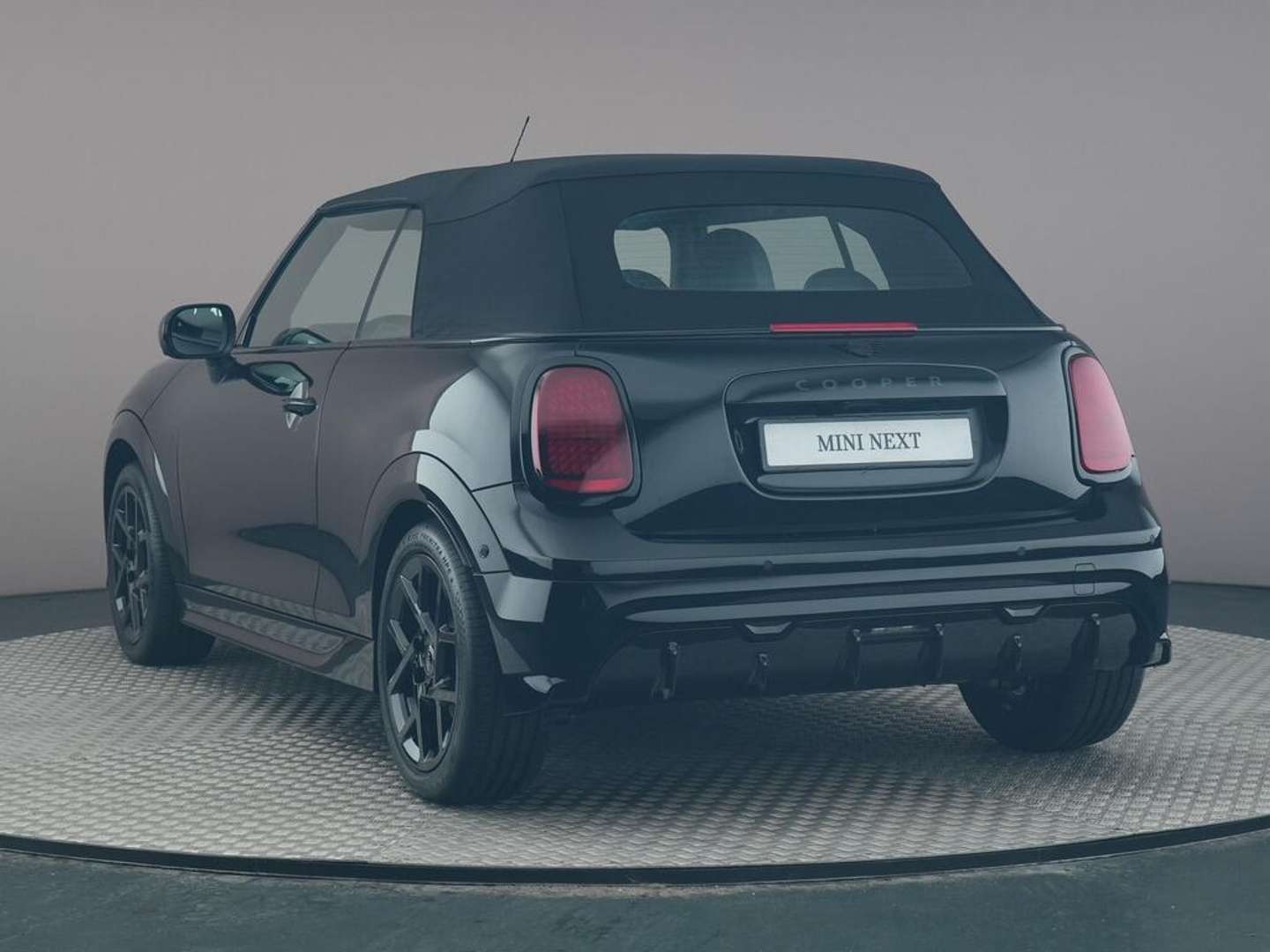 Mini Cabrio John Cooper Works - 2025 - Joinsteer - #2