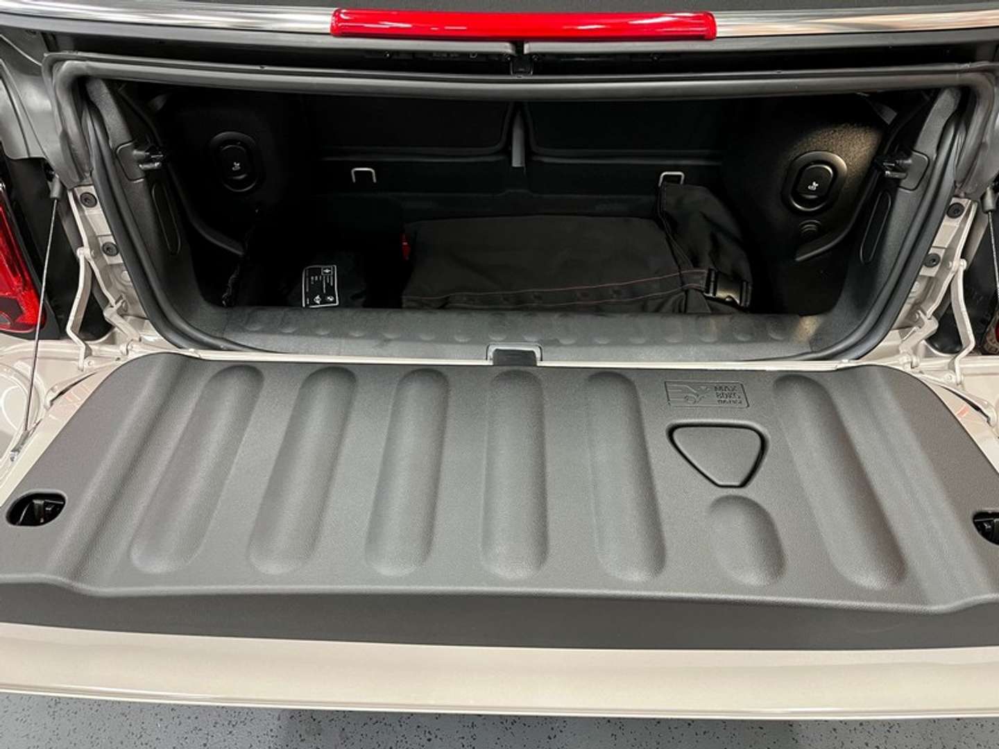 Mini Cabrio Cooper S - 2022 - Joinsteer - #5