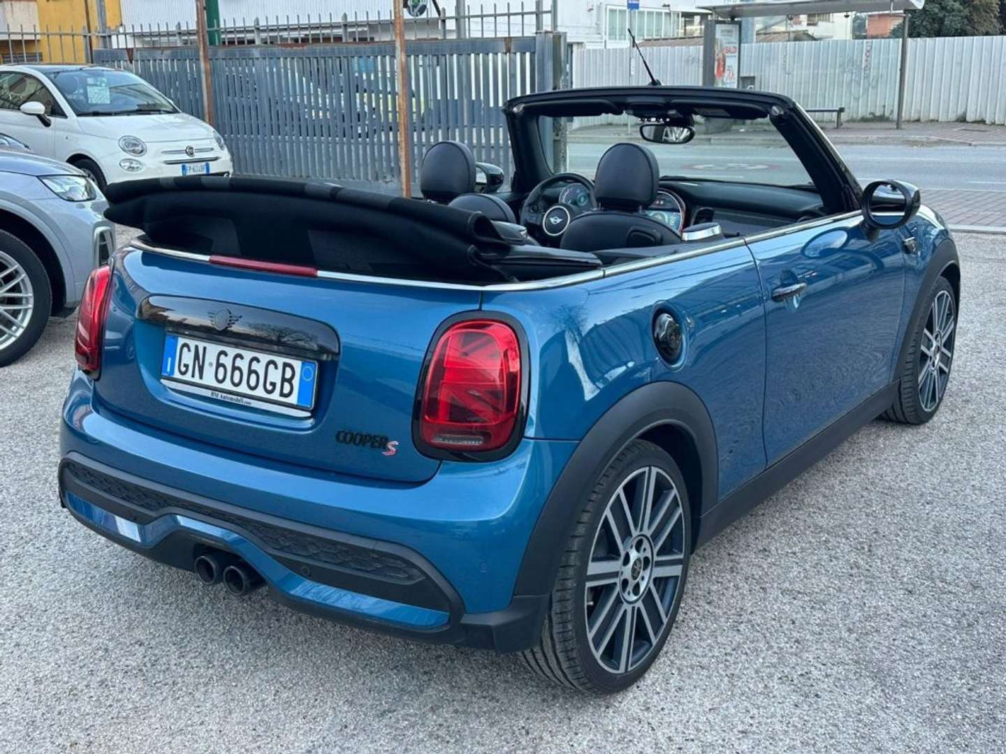 Mini Cabrio Yours Cooper S - 2023 - Joinsteer - #3