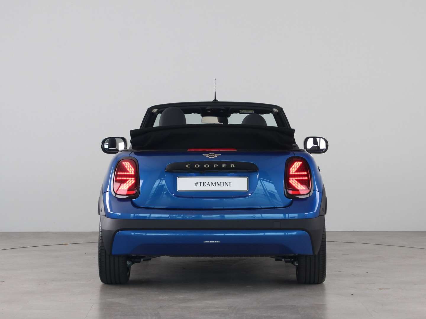 Mini Cabrio Classic Cooper - 2026 - Joinsteer - #10