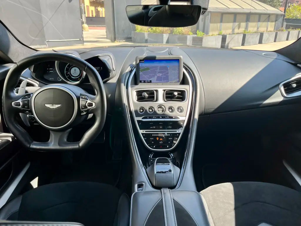 Aston Martin DBS (2018-24) DBS Superleggera Coupe 5.2 - 2019 - Joinsteer - #12
