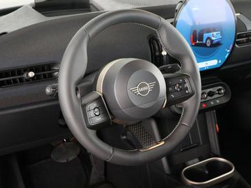 Mini Cabrio Classic Cooper — photo 17