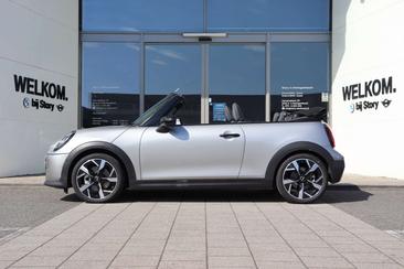 Mini Cabrio Classic Cooper — photo 5