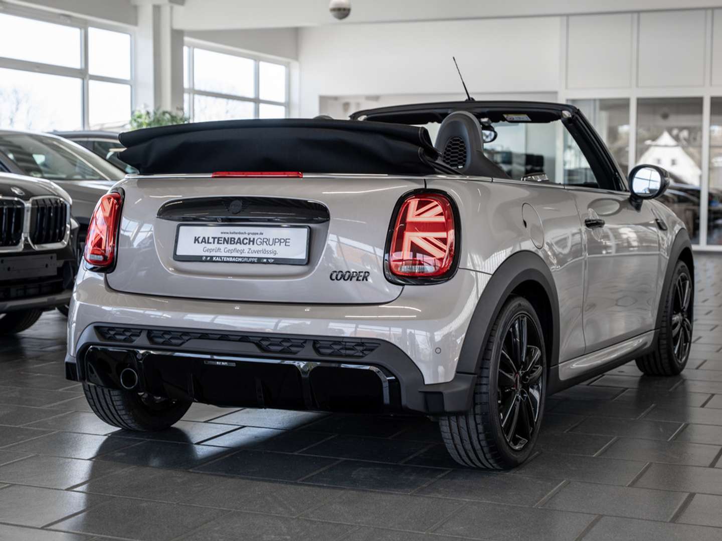 Mini Cabrio JCW Cooper - 2022 - Joinsteer - #3