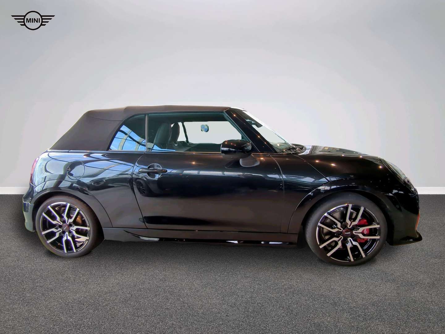 Mini Cabrio John Cooper Works - 2025 - Joinsteer - #2