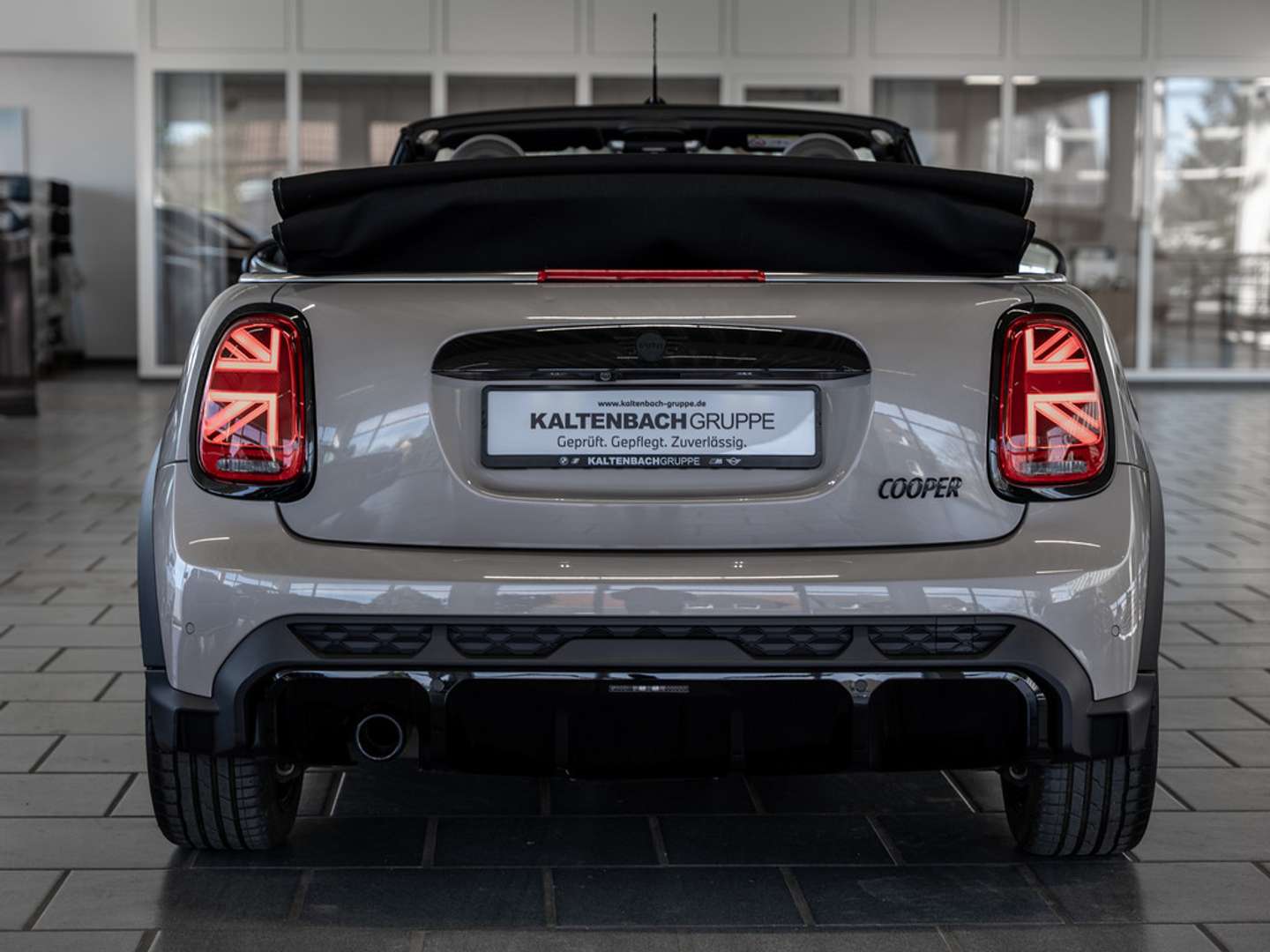 Mini Cabrio JCW Cooper - 2022 - Joinsteer - #4
