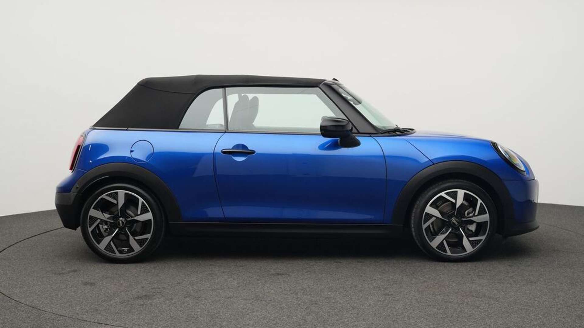 Mini Cabrio Favoured Cooper - 2025 - Joinsteer - #2
