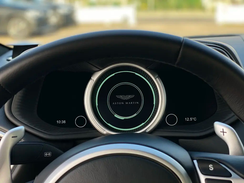 Aston Martin DB11 V12 Coupe 5.2 - 2016 - Joinsteer - #6