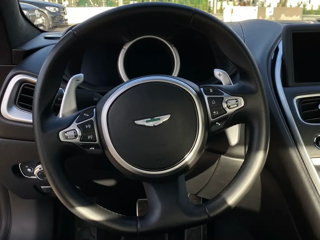 Aston Martin DB11 V12 Coupe 5.2 - 2016 - Joinsteer - #10