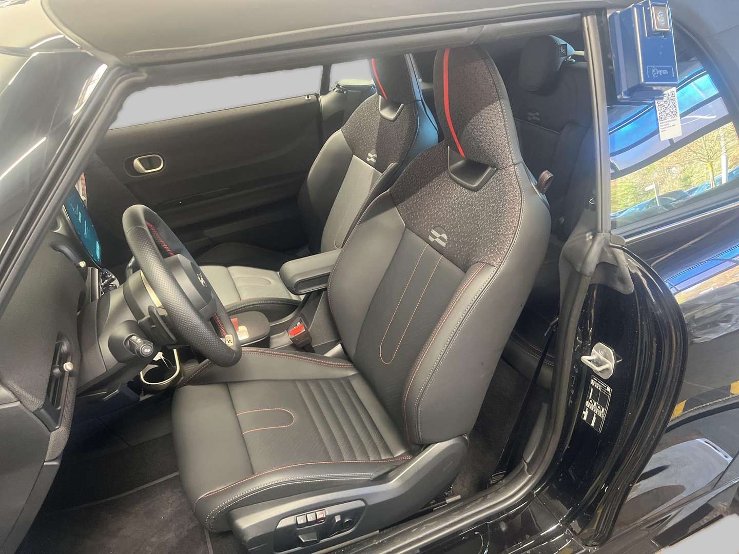 Mini Cabrio John Cooper Works - 2025 - Joinsteer - #18