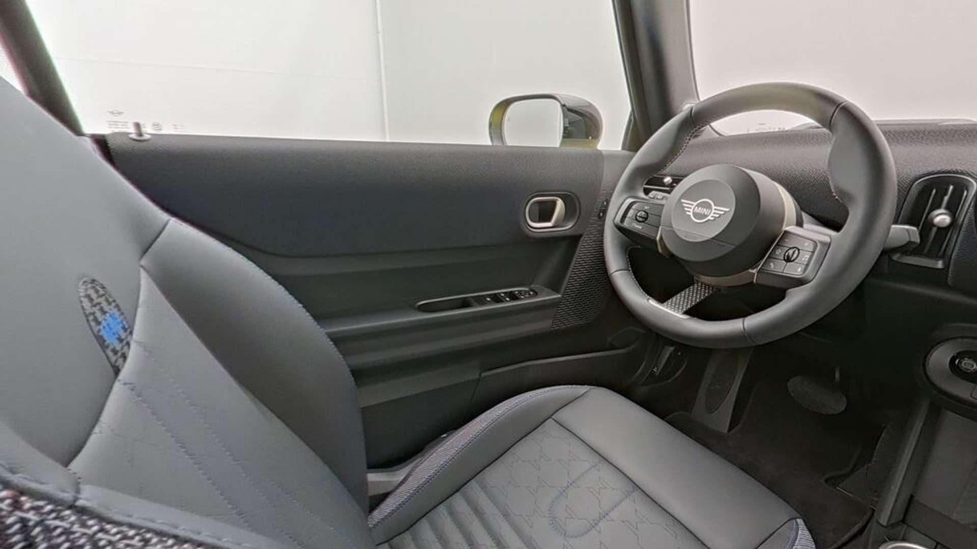 Mini Cabrio Classic Cooper - 2025 - Joinsteer - #22
