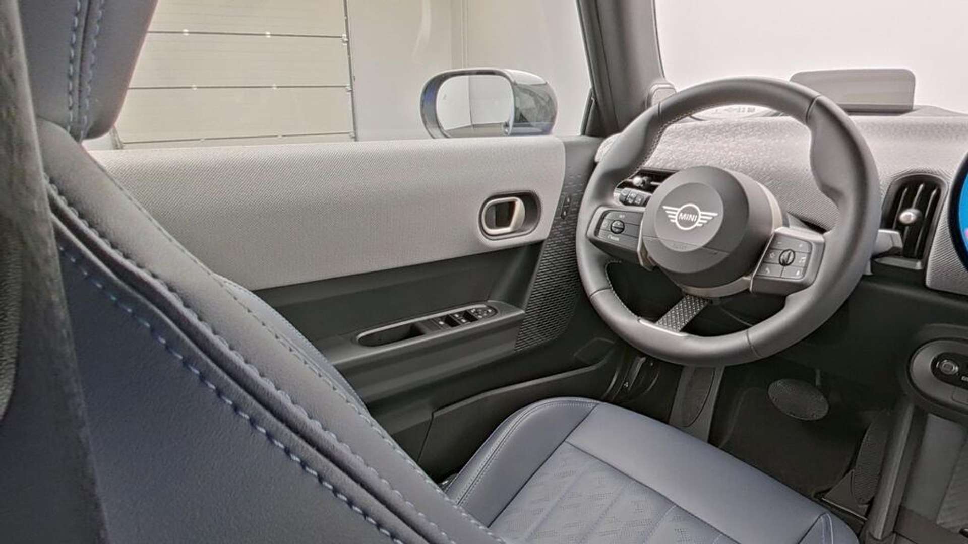 Mini Cabrio Favoured Cooper - 2025 - Joinsteer - #22
