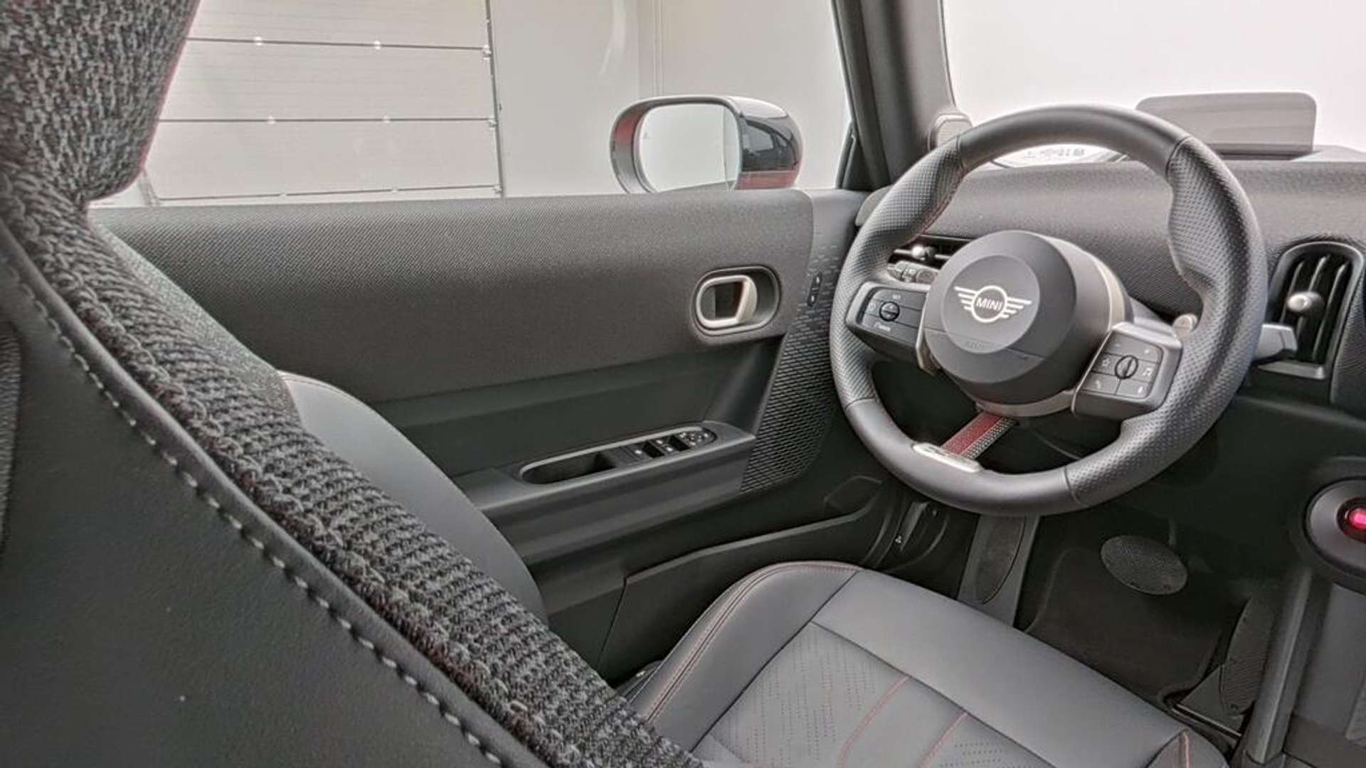 Mini Cabrio JCW Cooper - 2025 - Joinsteer - #22