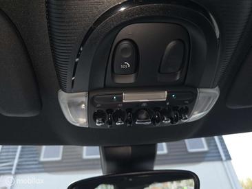 Mini Countryman COOPER SE — photo 4