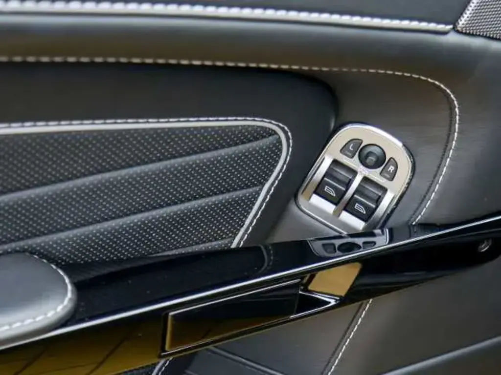 Aston Martin DB9 GT Volante 5.9 - 2015 - Joinsteer - #18