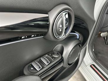 Mini 5 Portes Cooper S — photo 18