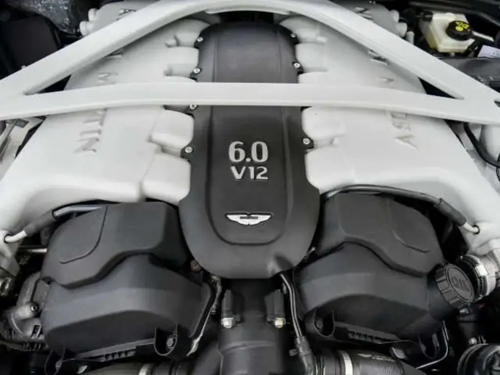 Aston Martin DB9 GT Volante 5.9 - 2015 - Joinsteer - #24