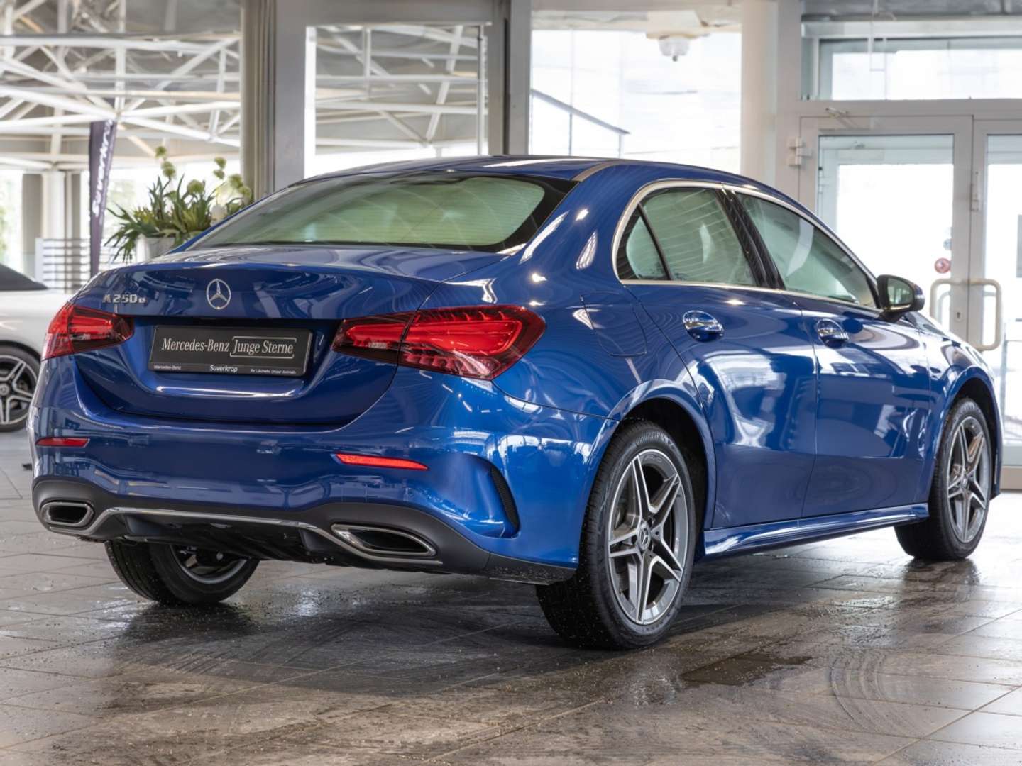 Mercedes Classe A 250 E 250 AMG Line - 2025 - Joinsteer - #3