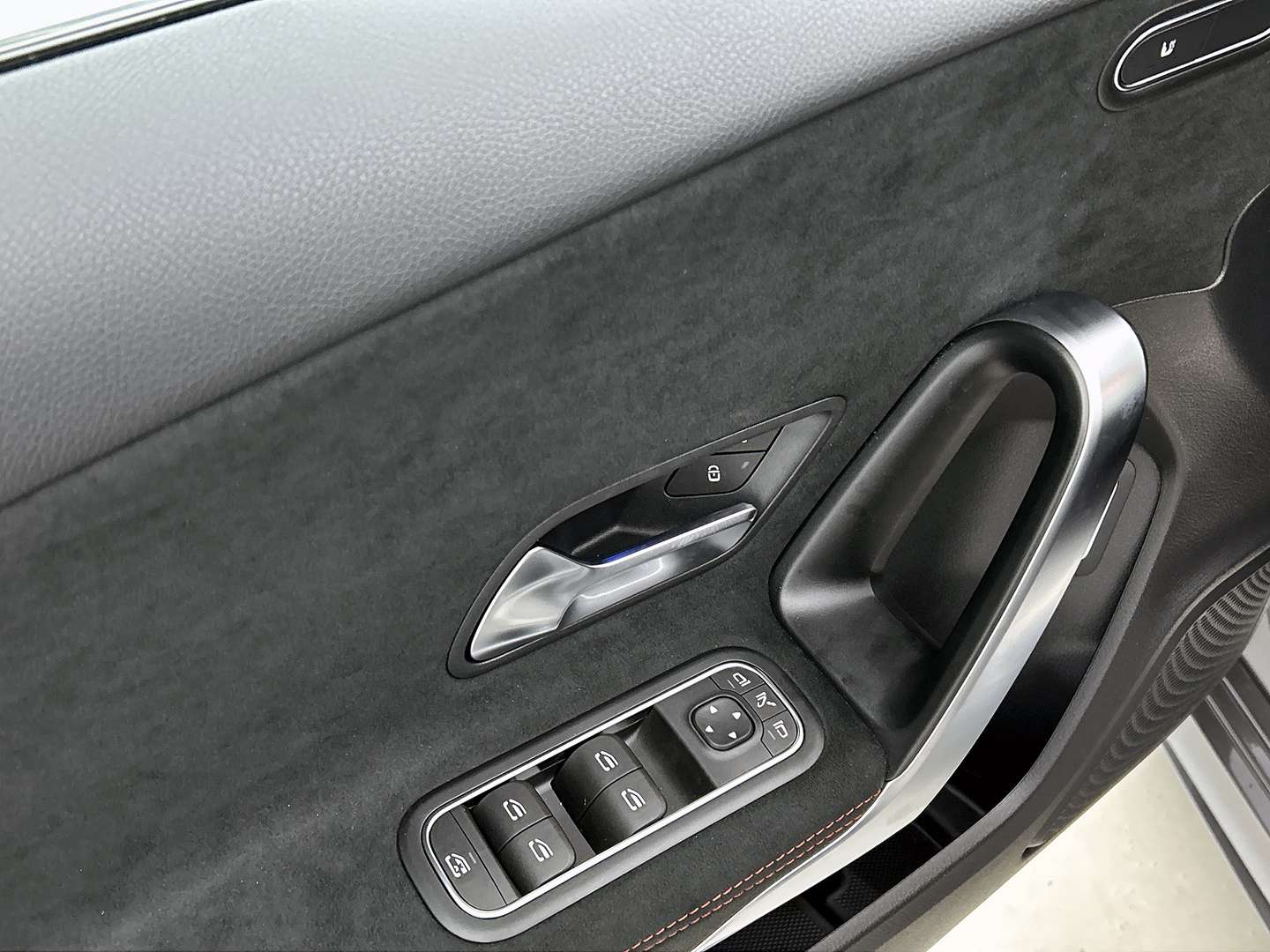 Mercedes Classe A 250 E 250 Business - 2025 - Joinsteer - #8
