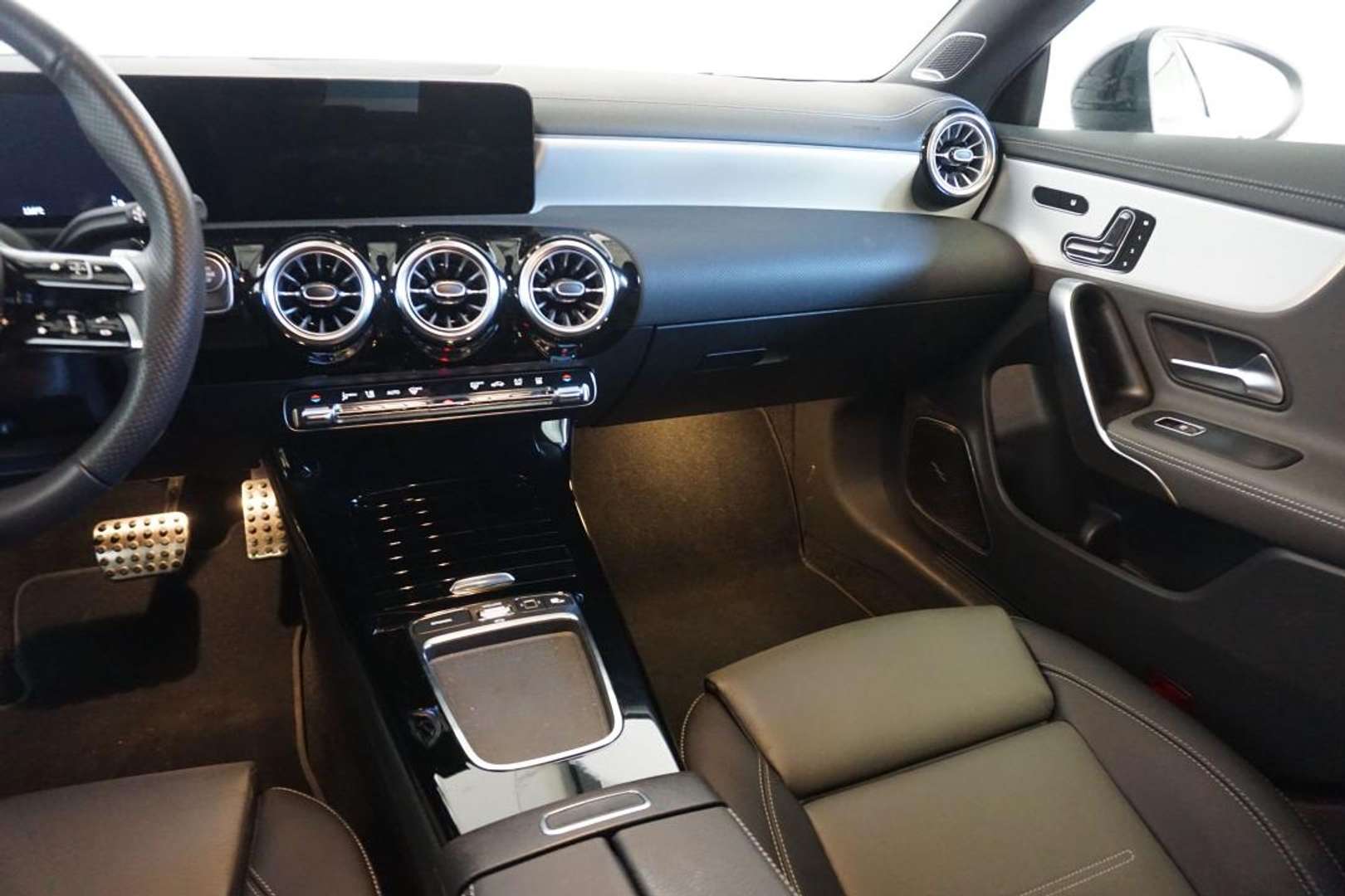 Mercedes CLA 250 E 250 Night Edition - 2025 - Joinsteer - #6