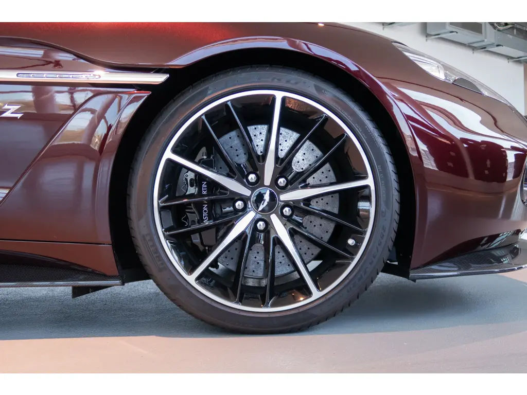 Aston Martin Vanquish II Vanquish Zagato Shooting Brake 5.9 - 2019 - Joinsteer - #4