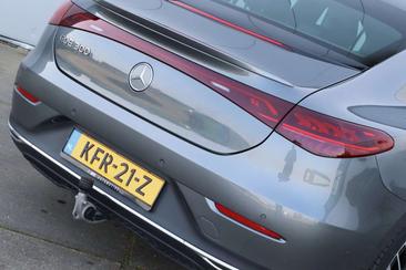 Mercedes EQE 300 Business — photo 10