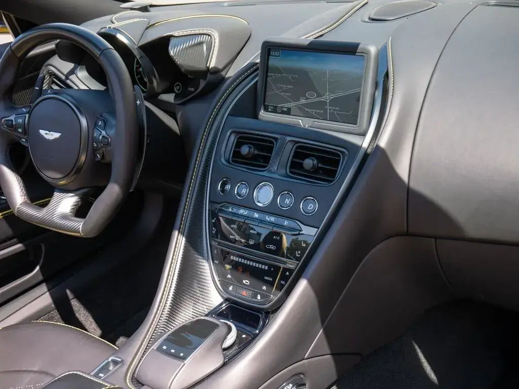 Aston Martin DBS (2018-24) DBS Volante 5.9 - 2022 - Joinsteer - #24