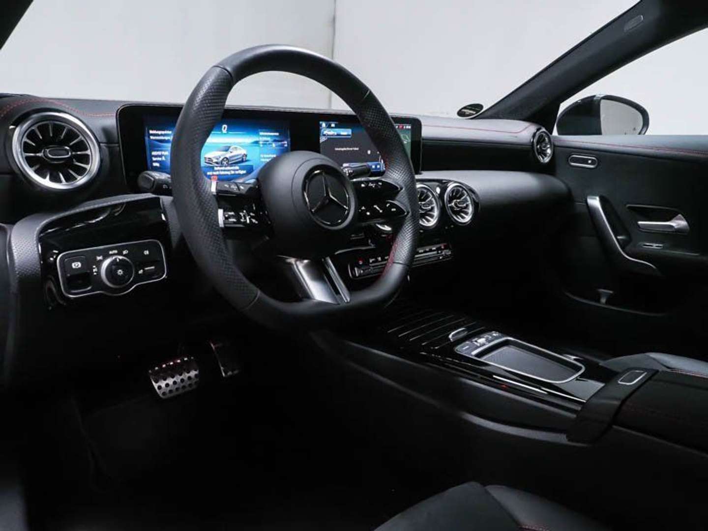 Mercedes CLA 200 200 Premium - 2025 - Joinsteer - #5