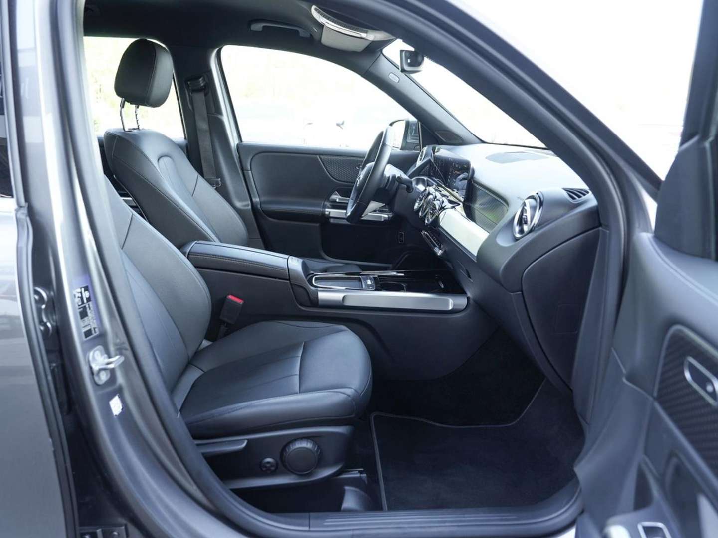 Mercedes GLB 200 Progressive - 2024 - Joinsteer - #8