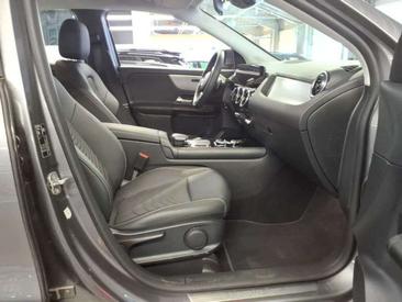 Mercedes GLA 180 — photo 9