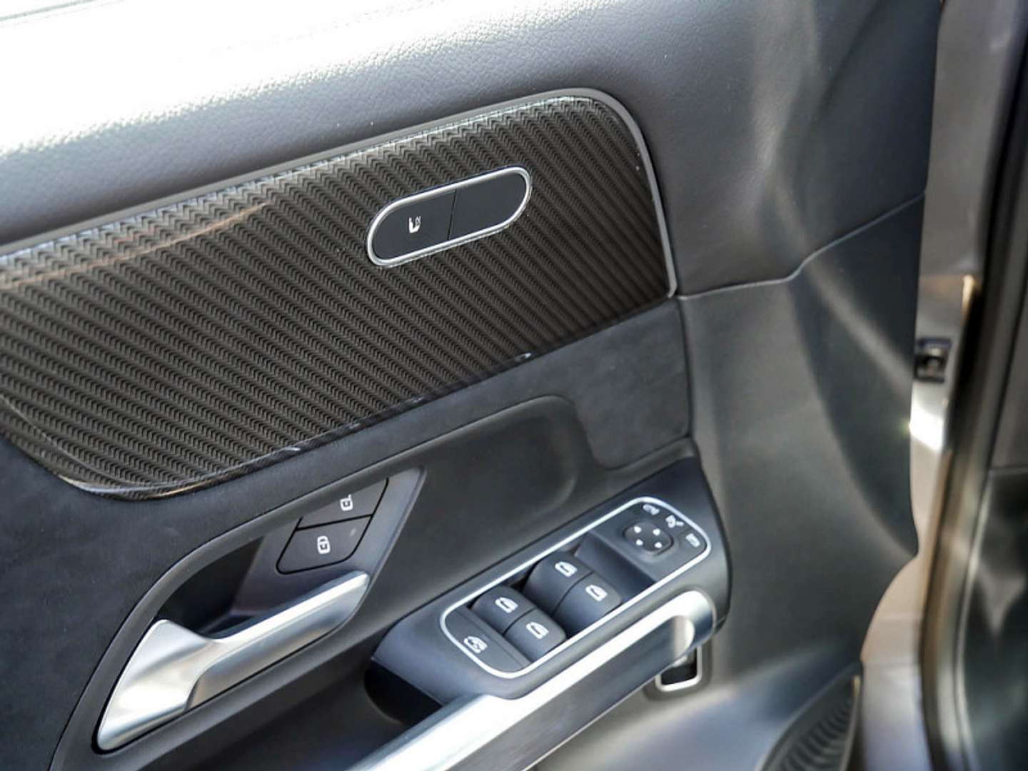 Mercedes GLB 200 AMG Line - 2024 - Joinsteer - #15