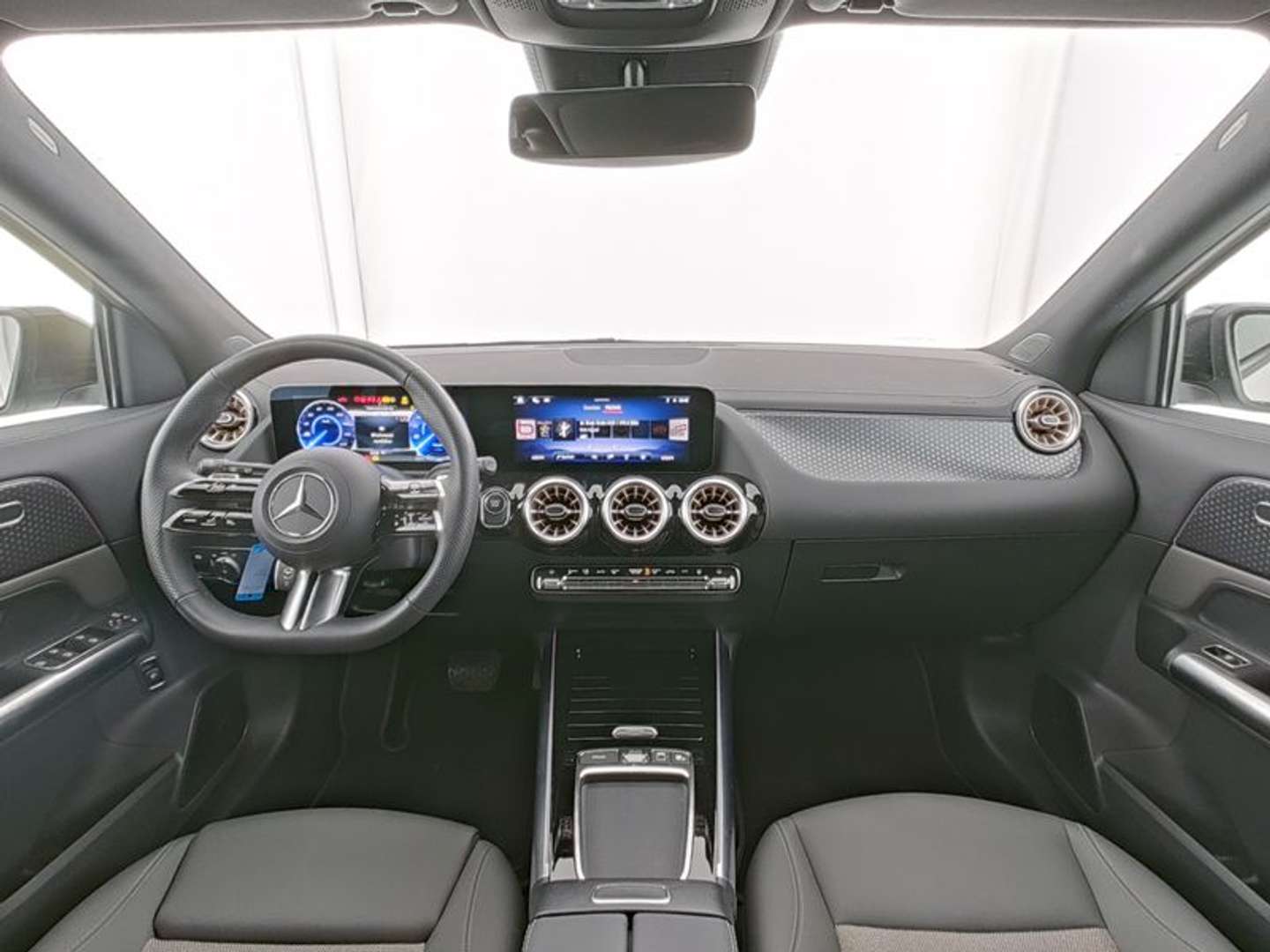Mercedes EQA 250 Night - 2025 - Joinsteer - #6