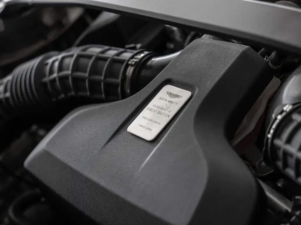 Aston Martin DB11 V8 Coupe 4.0 - 2023 - Joinsteer - #23