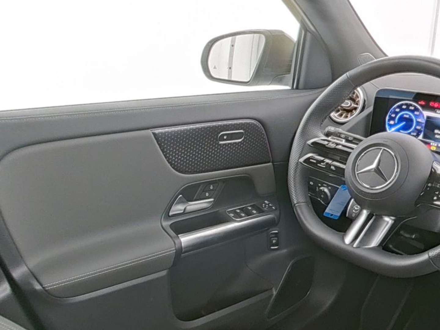 Mercedes EQA 250 Night - 2025 - Joinsteer - #8